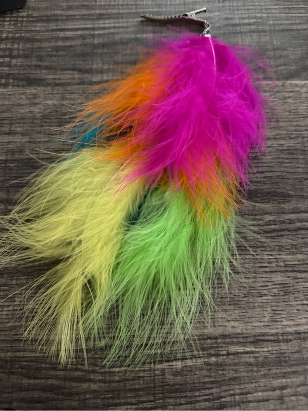 Colorful Feather Hair Clip - Multicolor - Picture 3 of 4